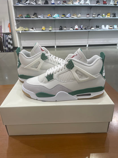 Air Jordan 4 SB Pine Green