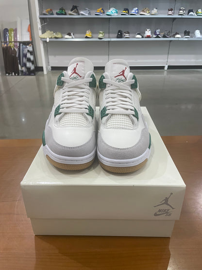 Air Jordan 4 SB Pine Green