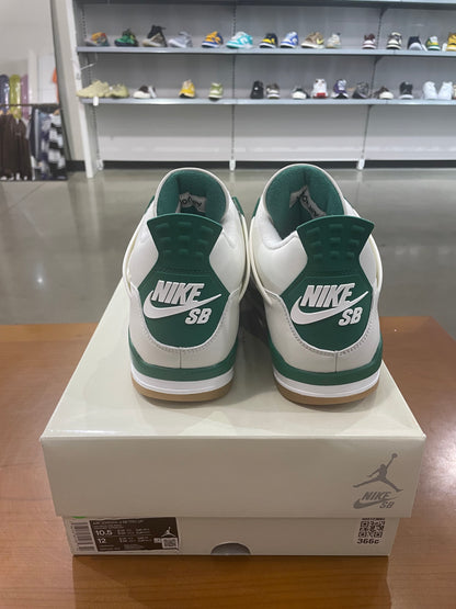Air Jordan 4 SB Pine Green