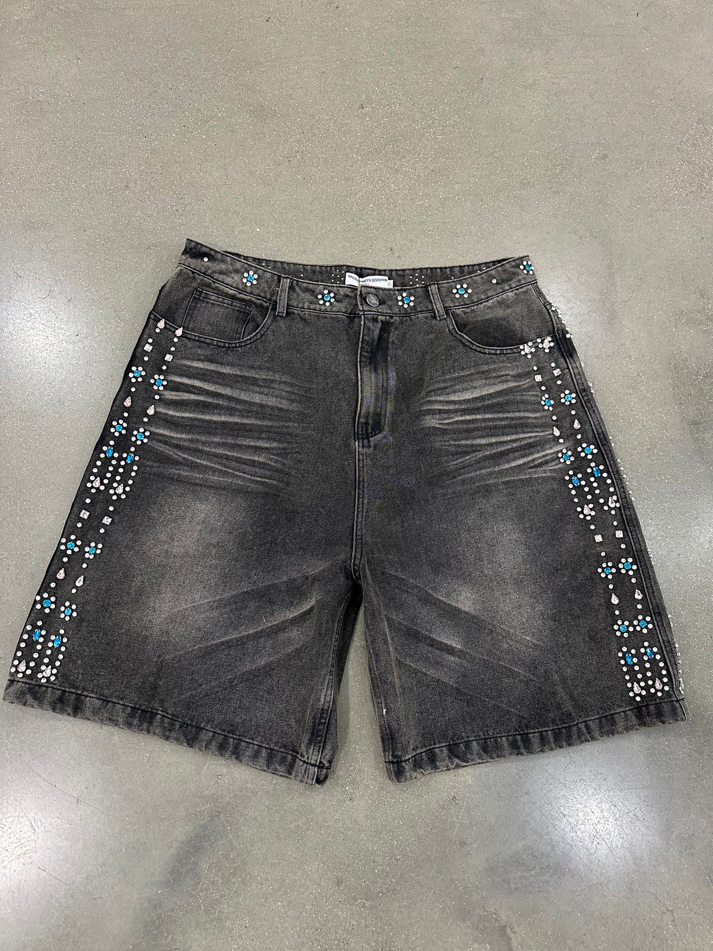 Vale Forever Candy Jorts Black