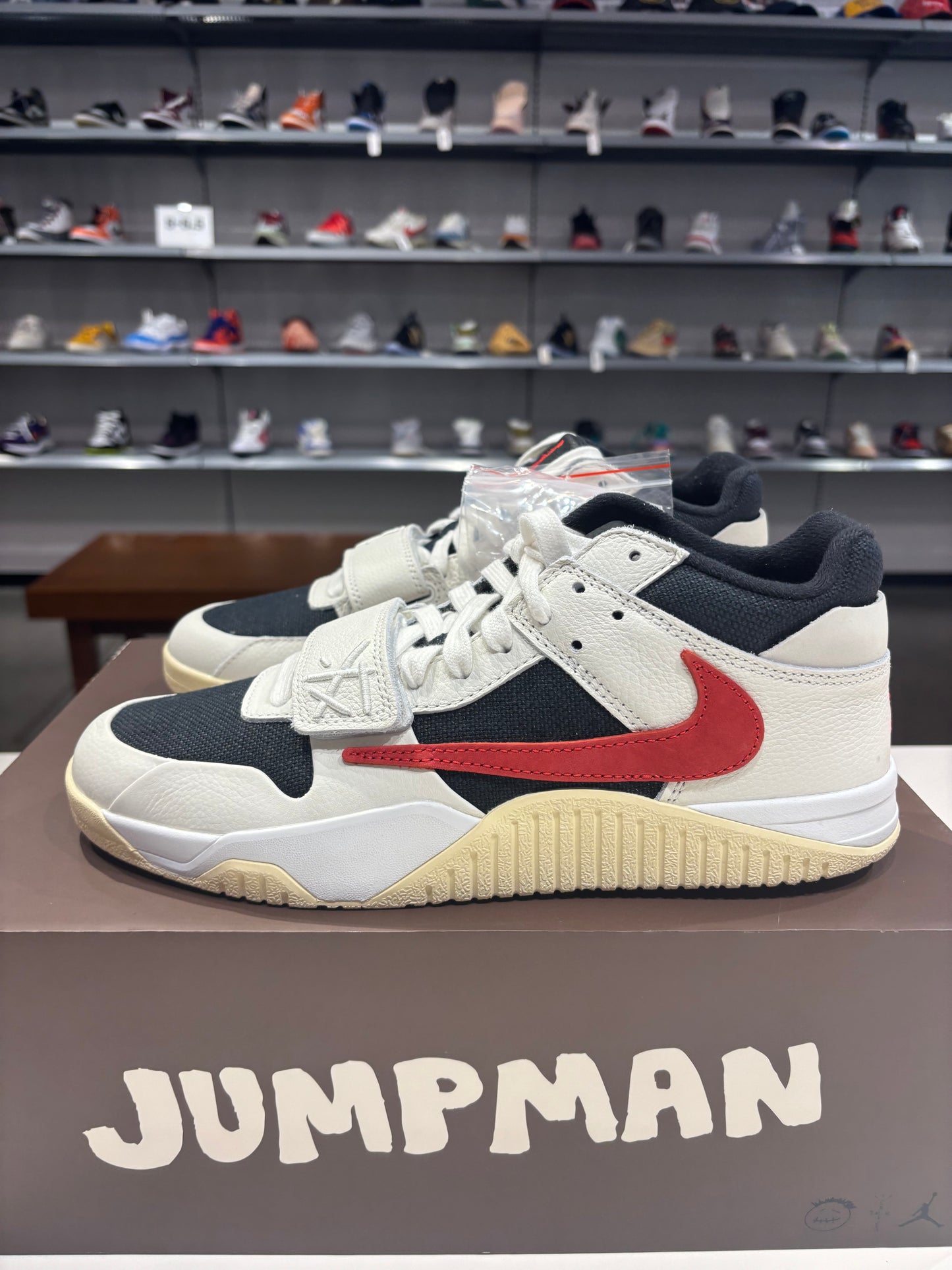 Travis Scott Jordan Jumpman Jack University Red