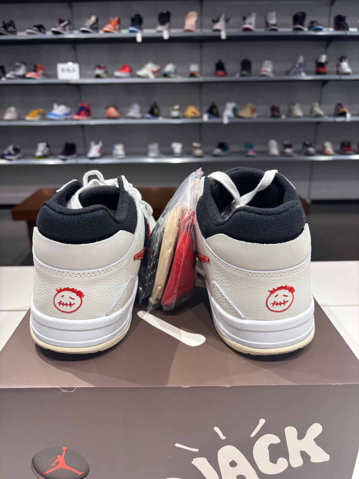 Travis Scott Jordan Jumpman Jack University Red