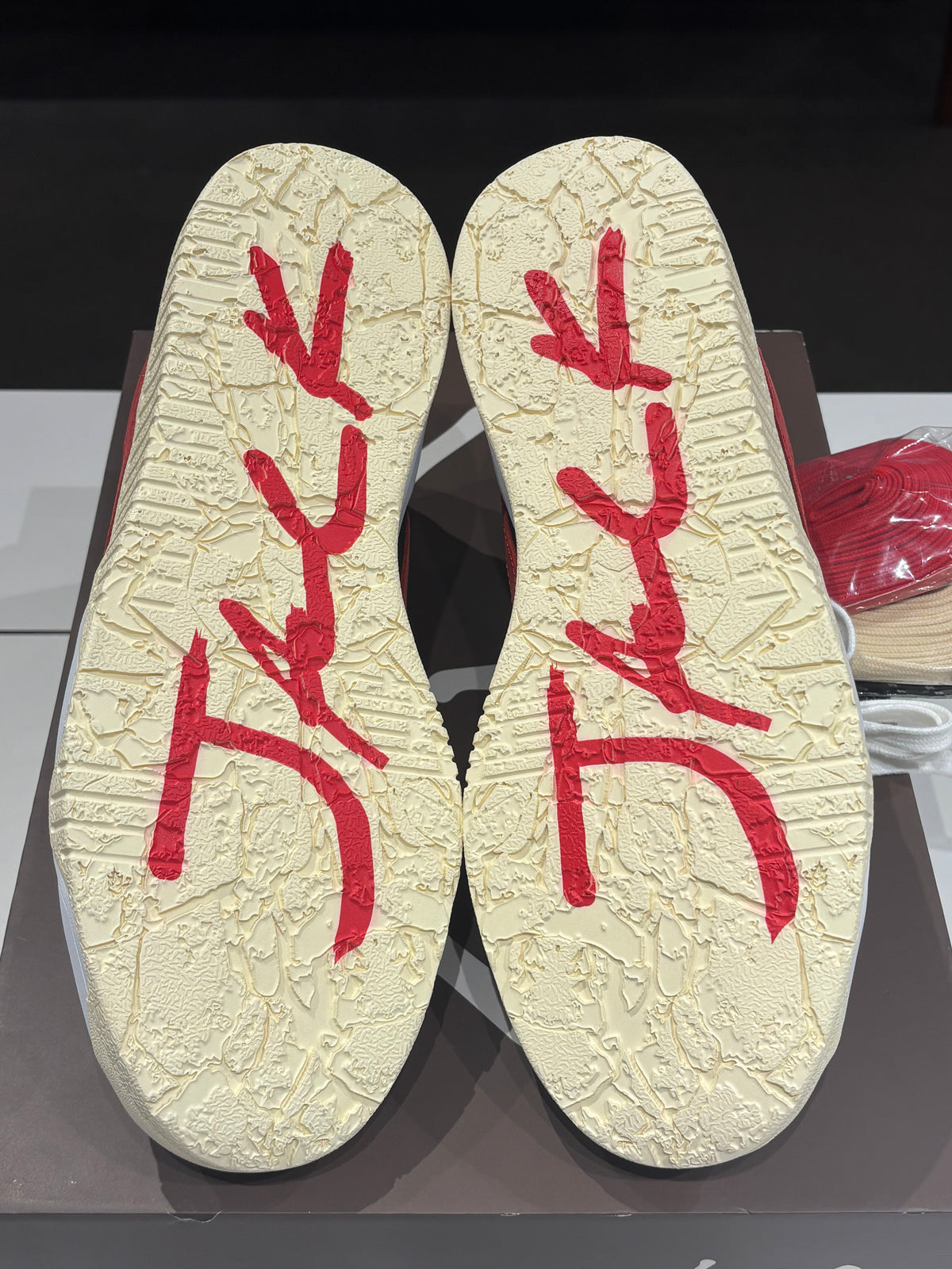 Travis Scott Jordan Jumpman Jack University Red