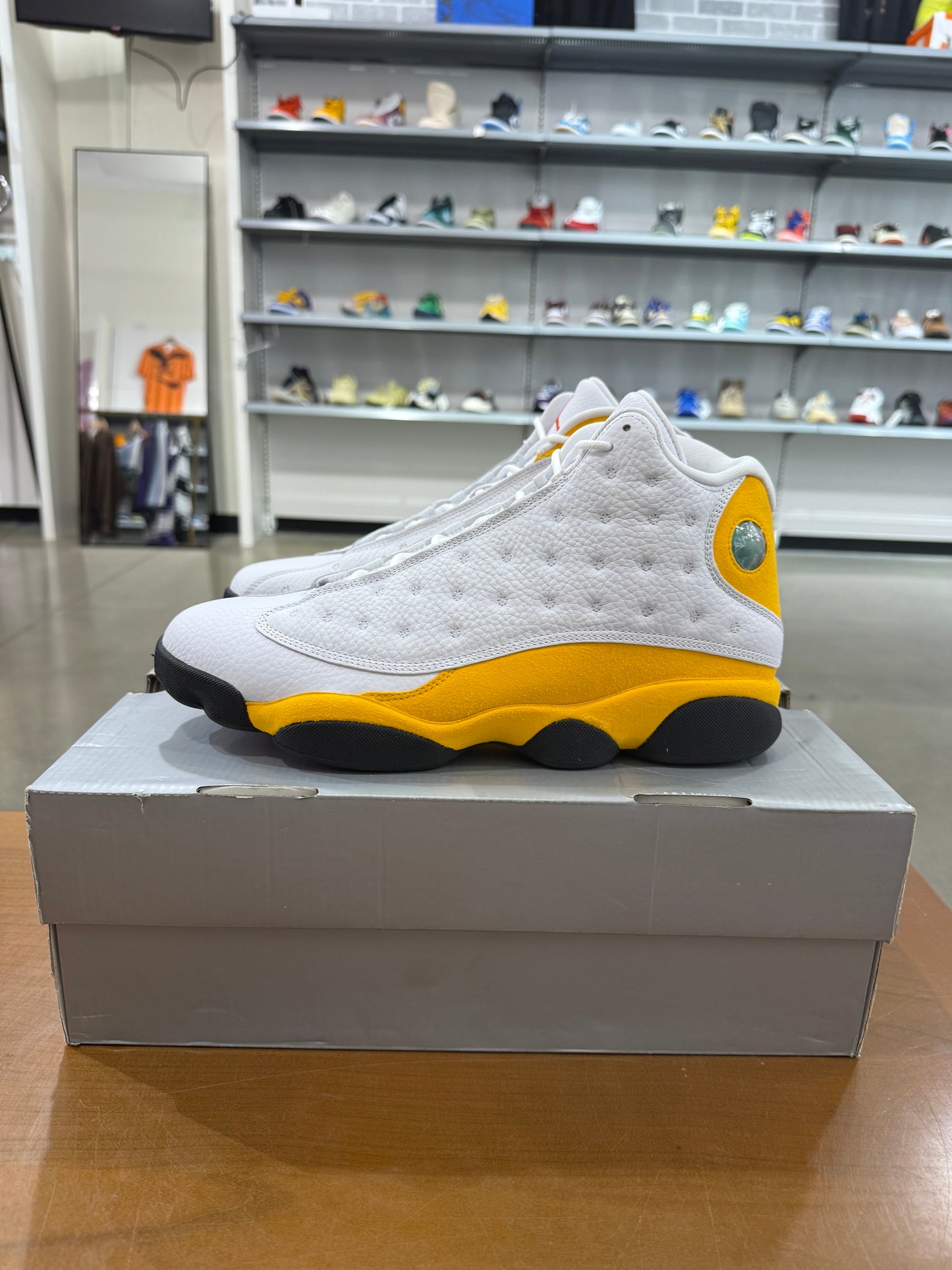 Air Jordan 13 Del Sol