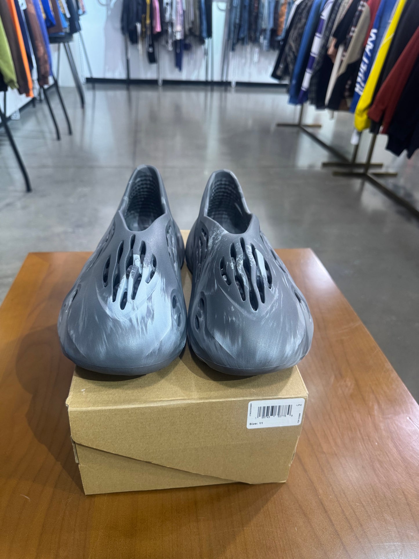 PO Yeezy Foam Runner MX Granite