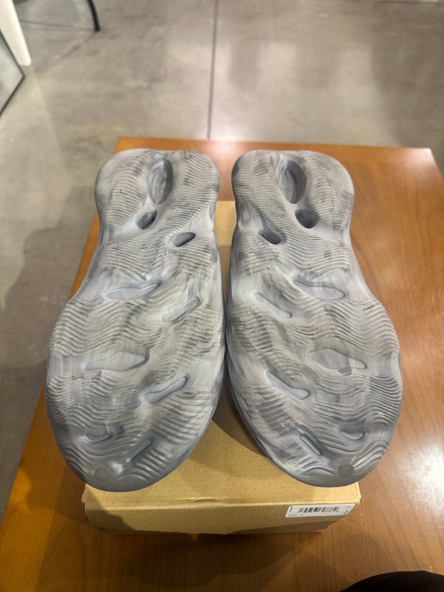 PO Yeezy Foam Runner MX Granite