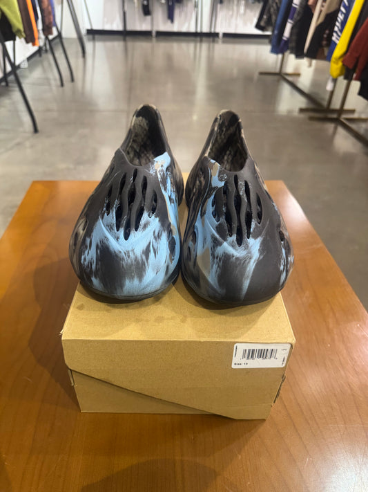 PO Yeezy Foam Runner MX Cinder