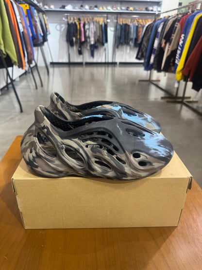 PO Yeezy Foam Runner MX Cinder