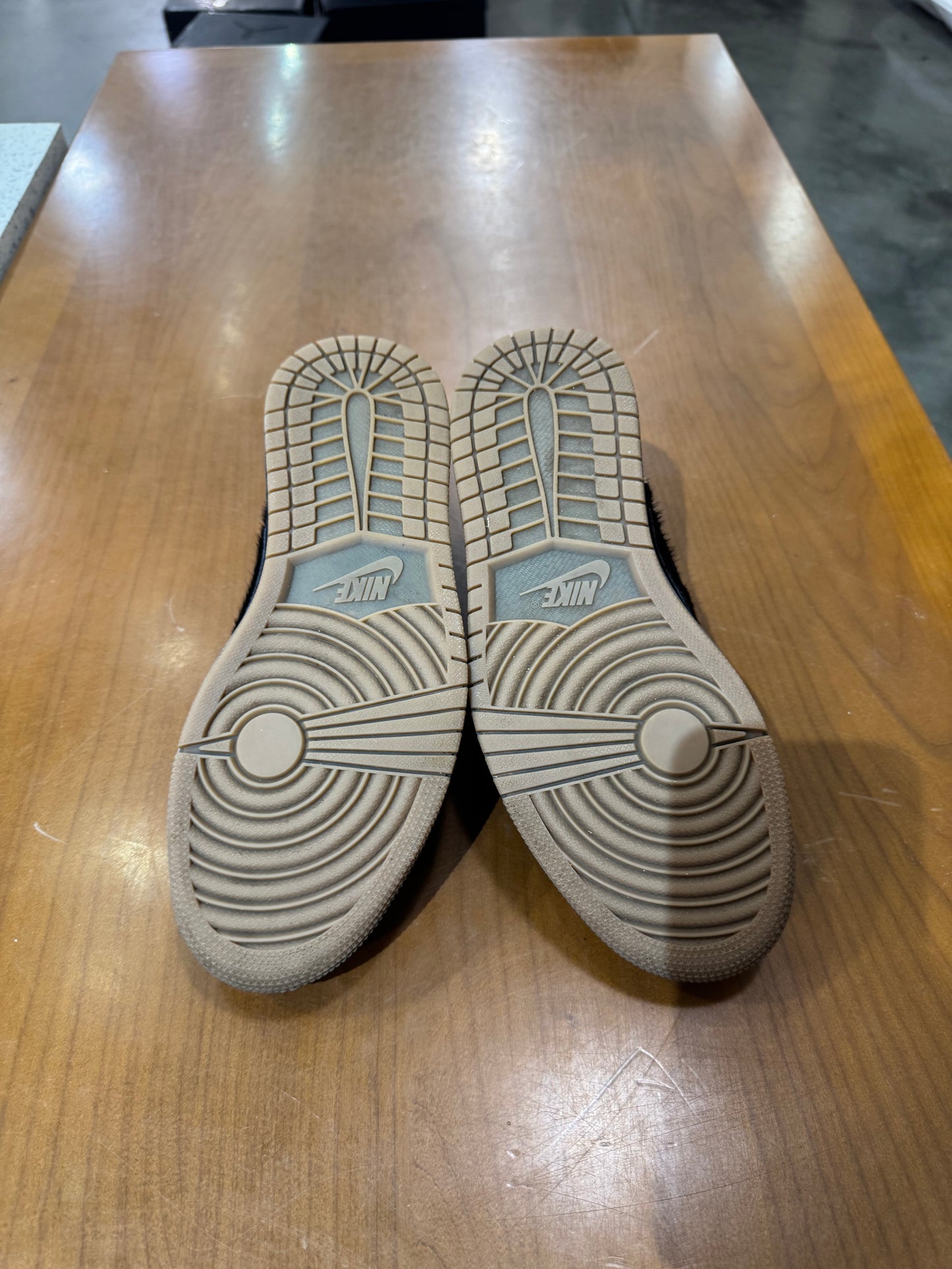 Preowned Air Jordan 1 Low Solefly