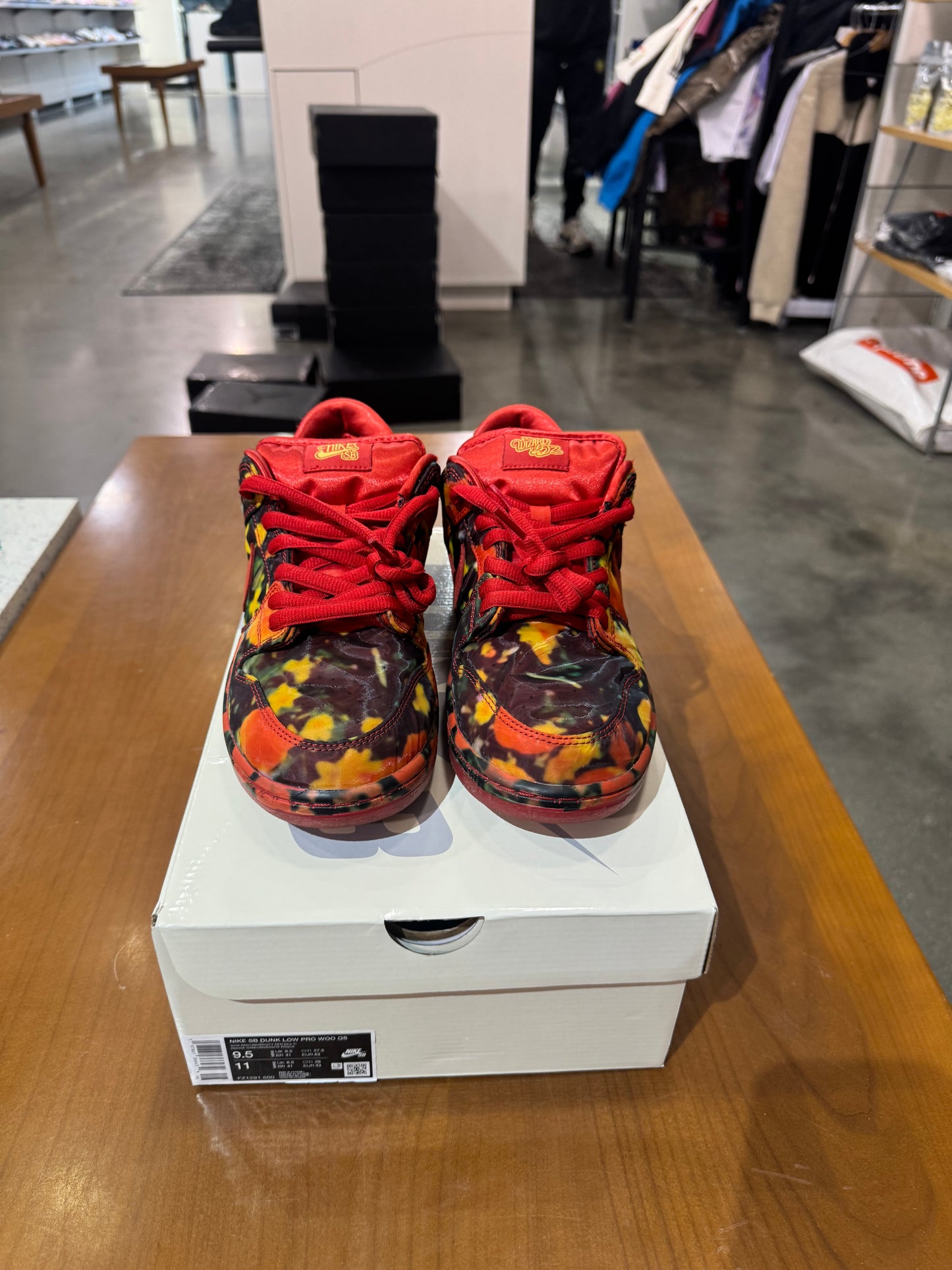 Preowned Nike SB Dunk Low Wizard of Oz