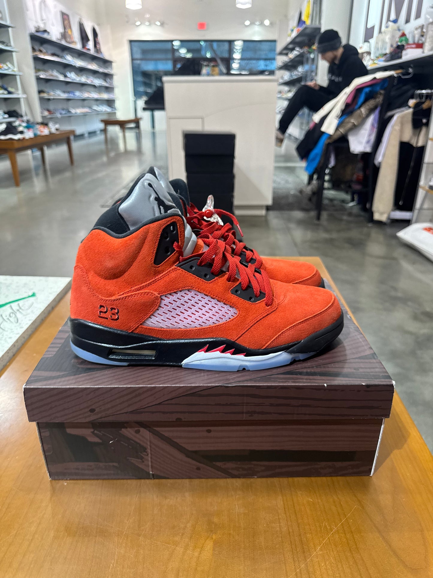 Preowned Air Jordan 5 Raging Bull