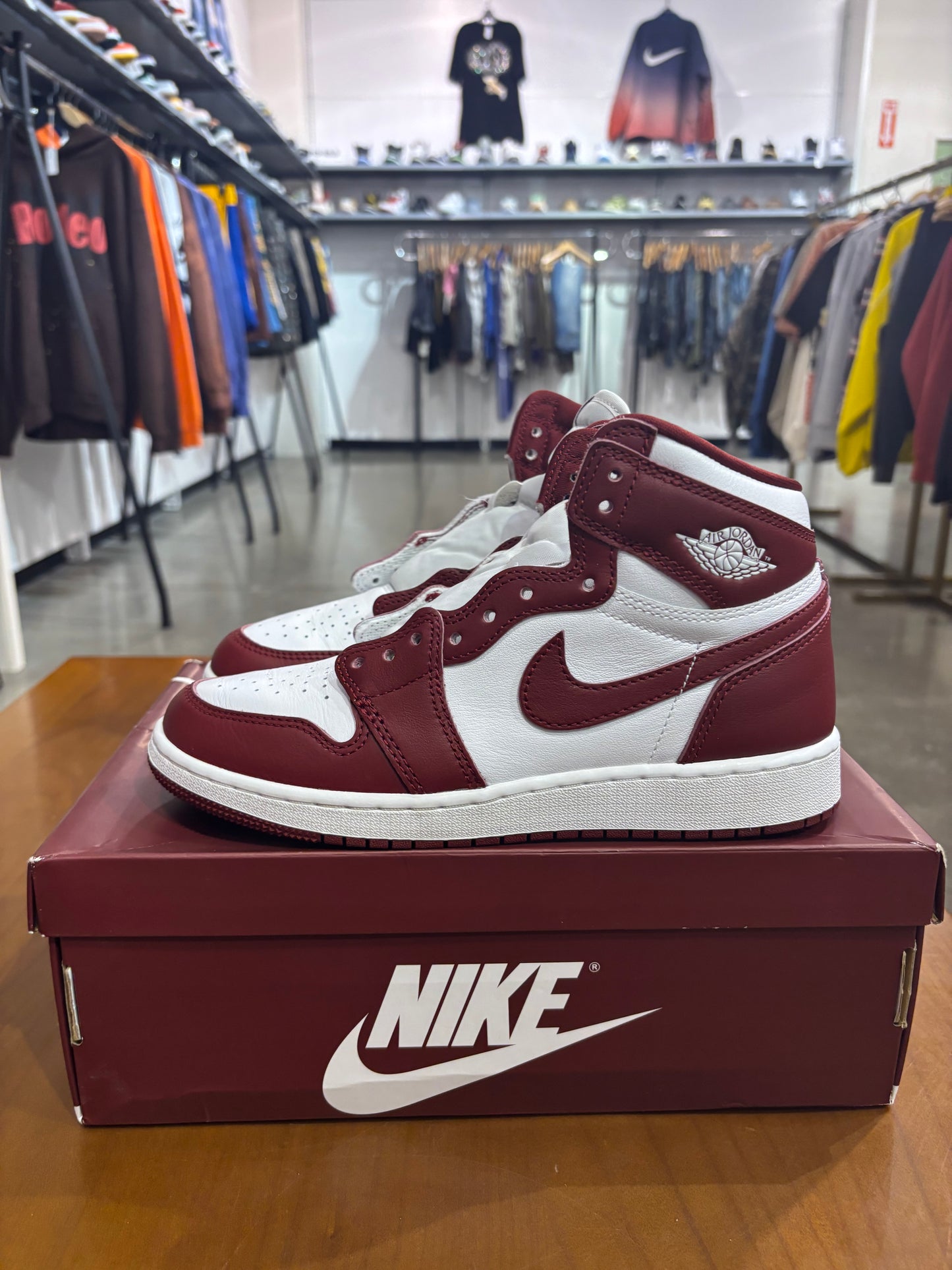 Preowned Air Jordan 1 Team Red