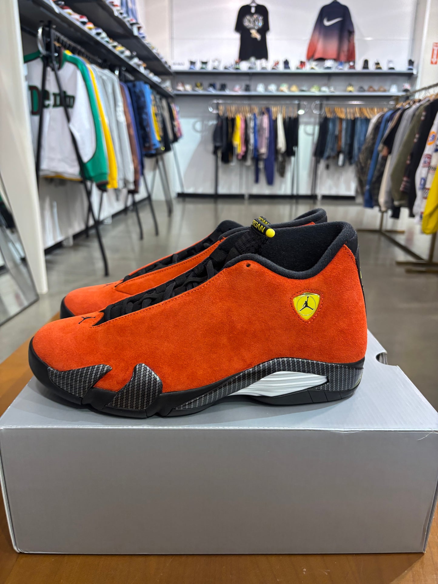 Air Jordan 14 Ferrari