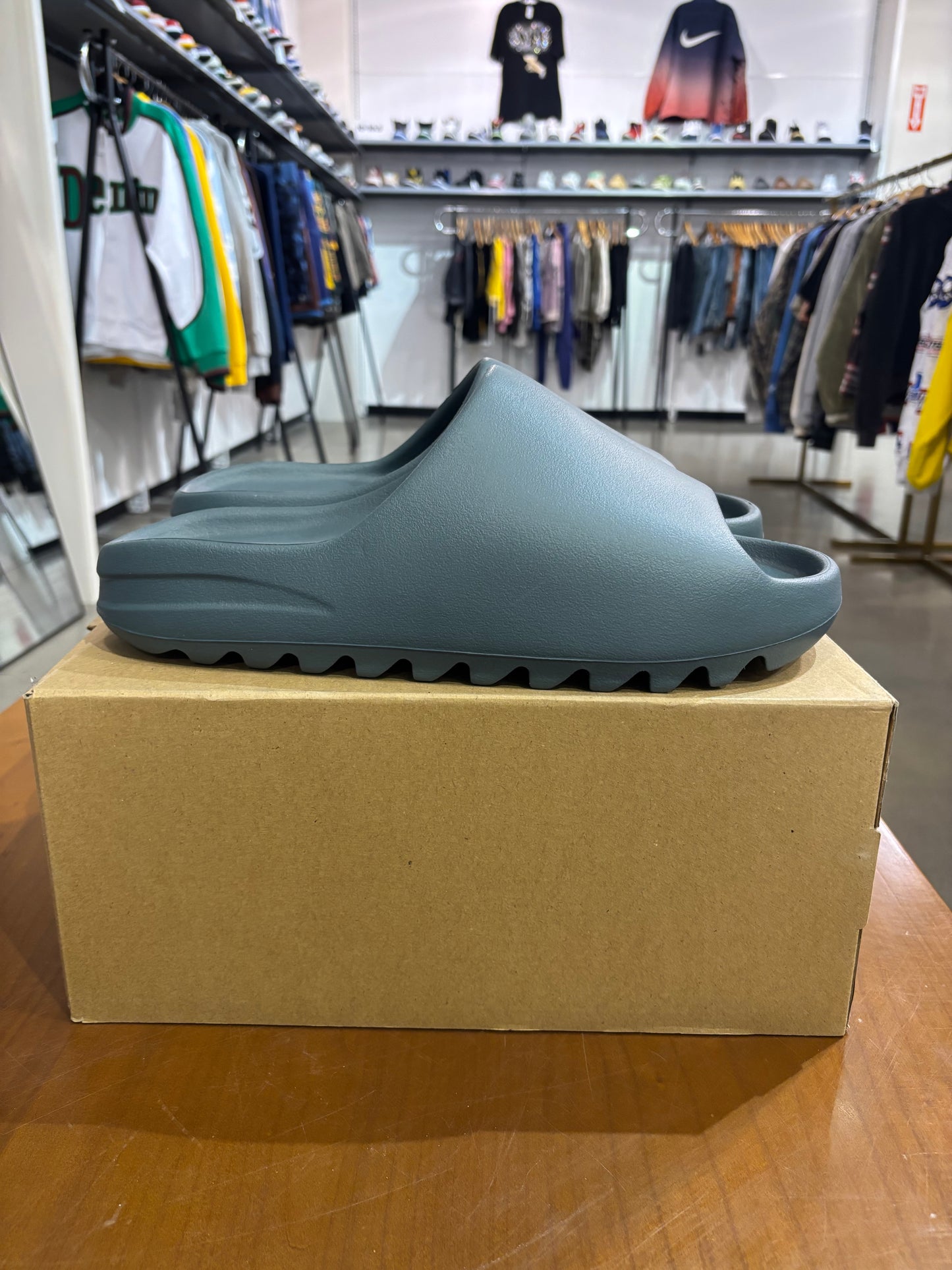 Yeezy Slide Slate Marine