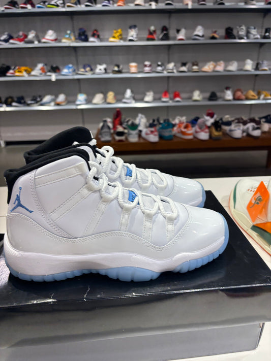 Air Jordan 11 Legend Blue