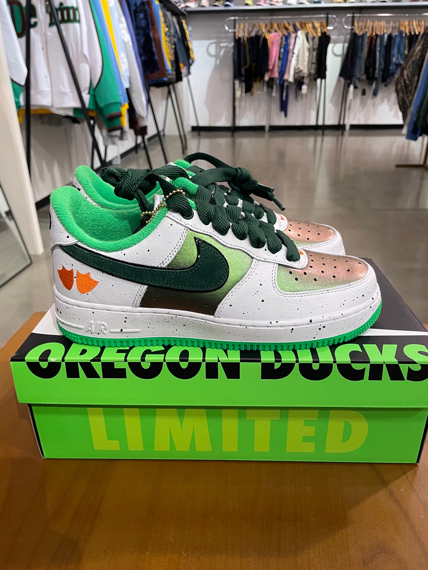 Nike Air Force 1 DOAF Oregon Egg or Duck PE