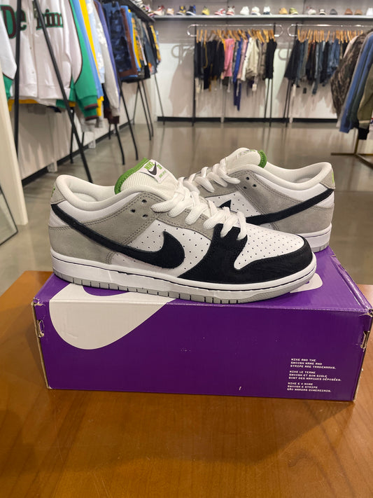 Nike SB Dunk Low Chlorophyll