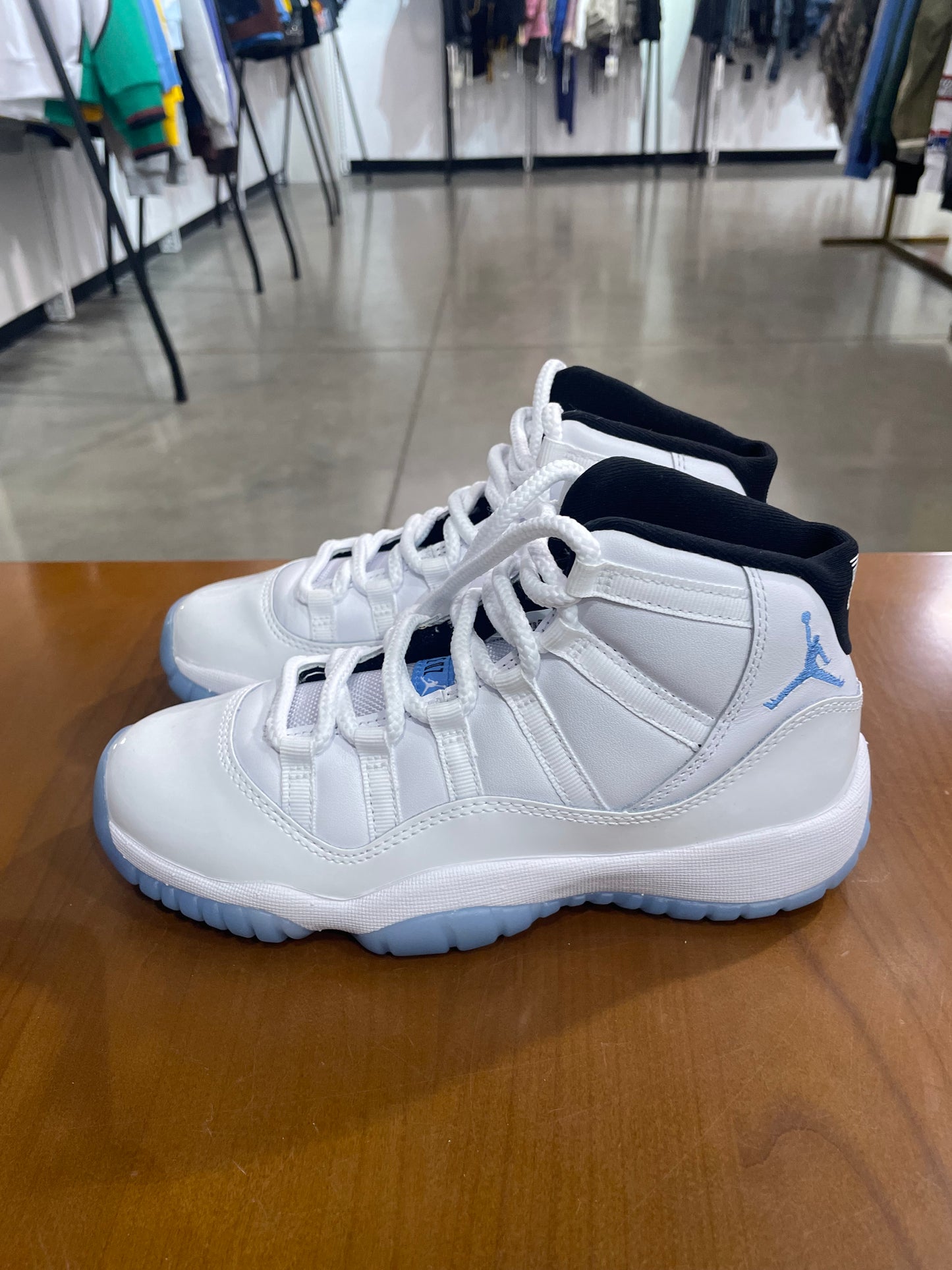 Air Jordan 11 Legend Blue(B Grade)