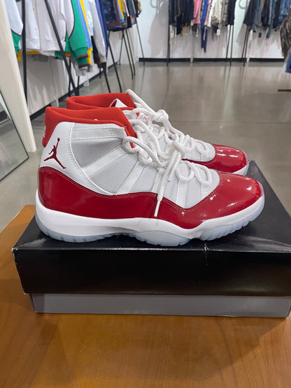 Air Jordan 11 Cherry