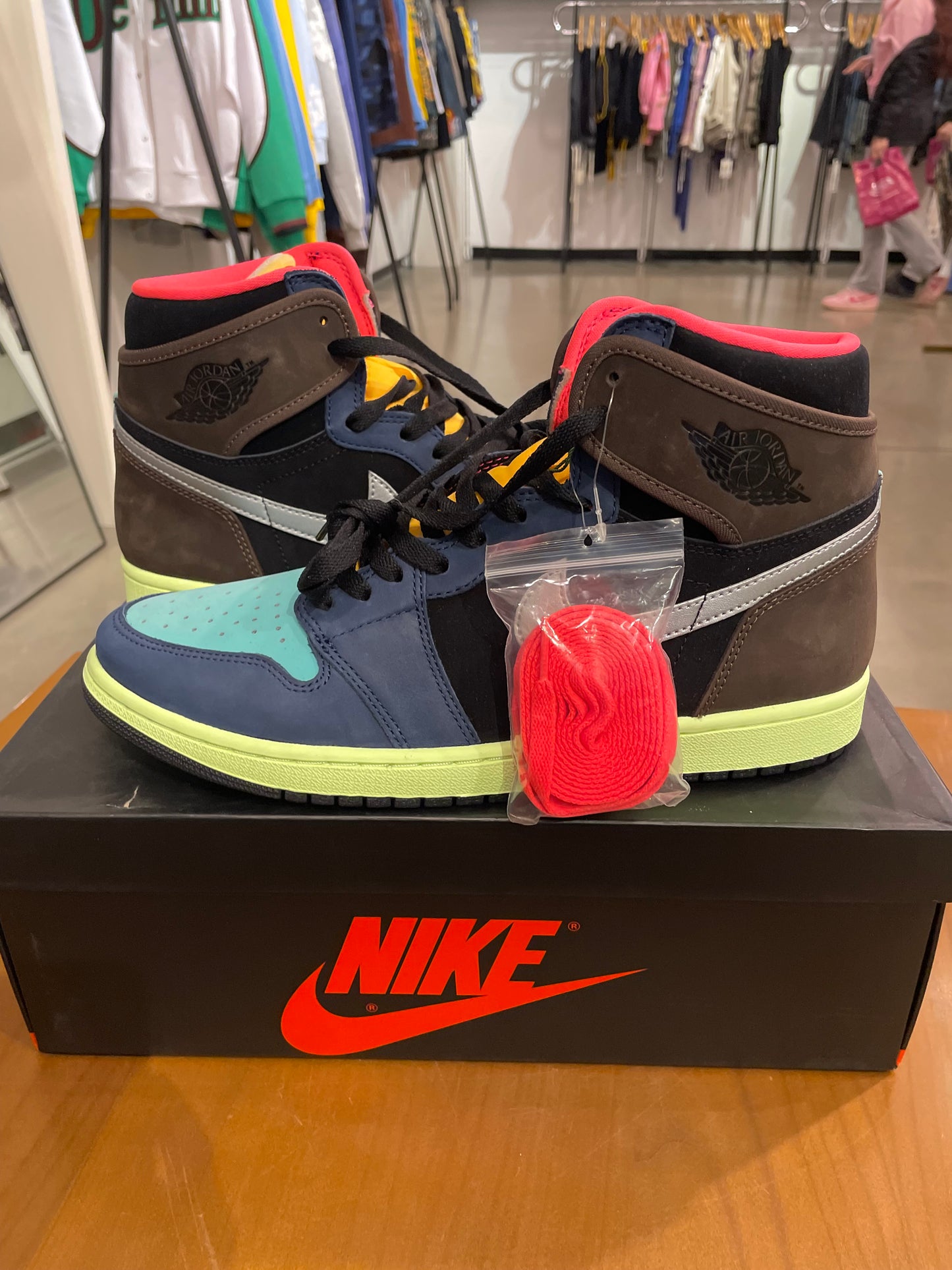 Air Jordan 1 Tokyo Bio Hack