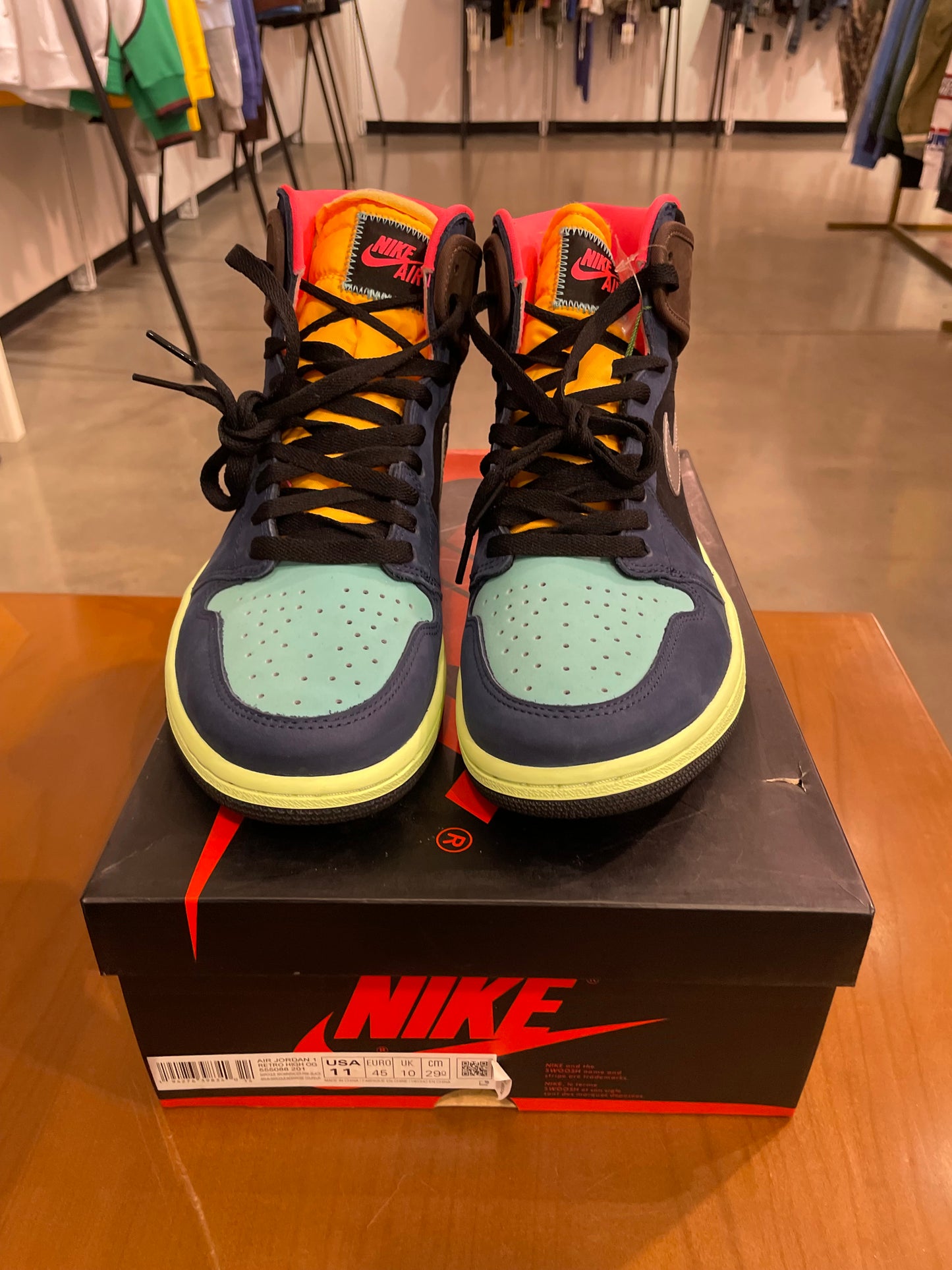 Air Jordan 1 Tokyo Bio Hack