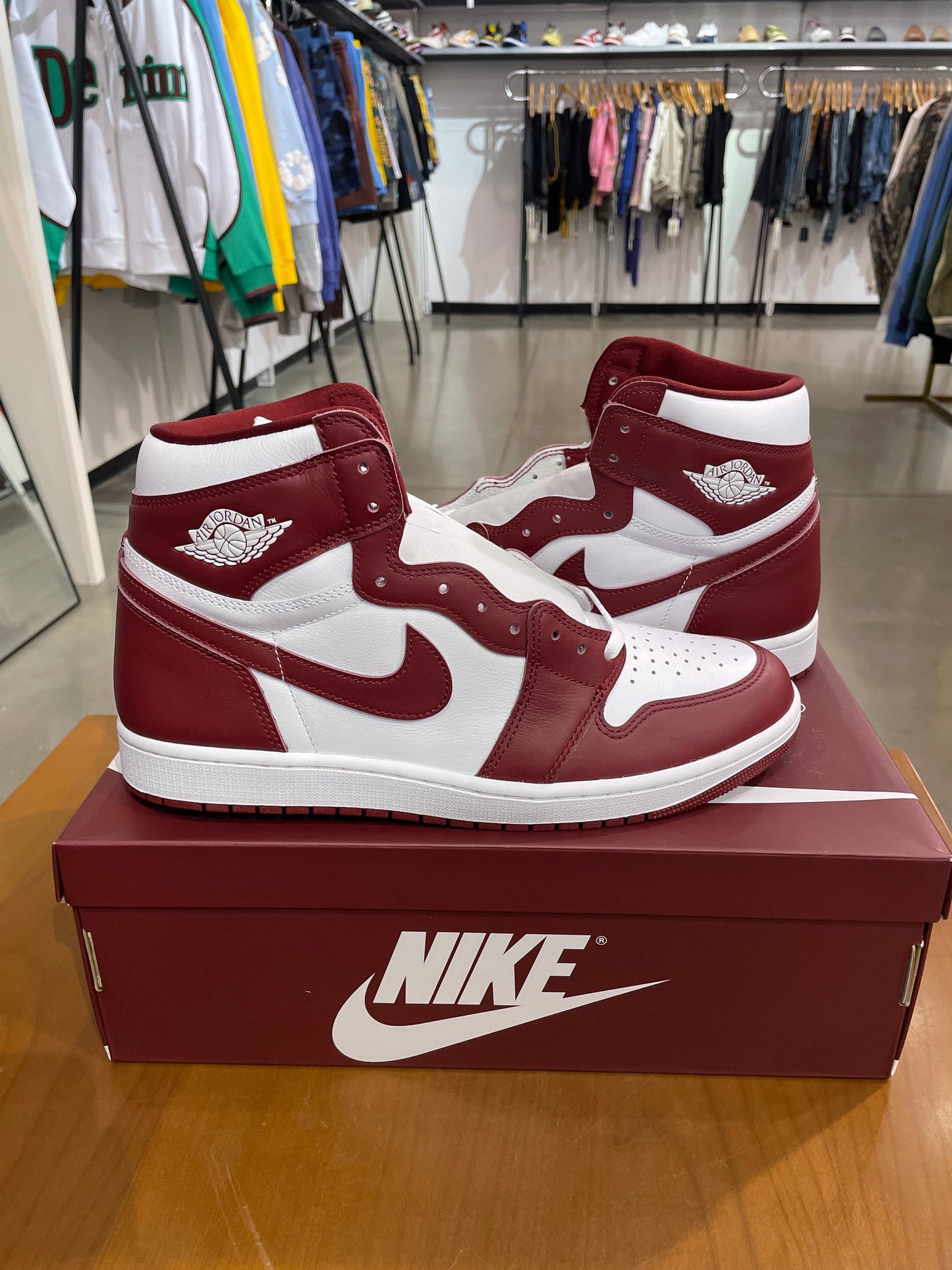 Air Jordan 1 Artisanal Team Red