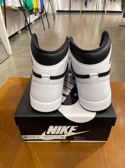 Air Jordan 1 Black White