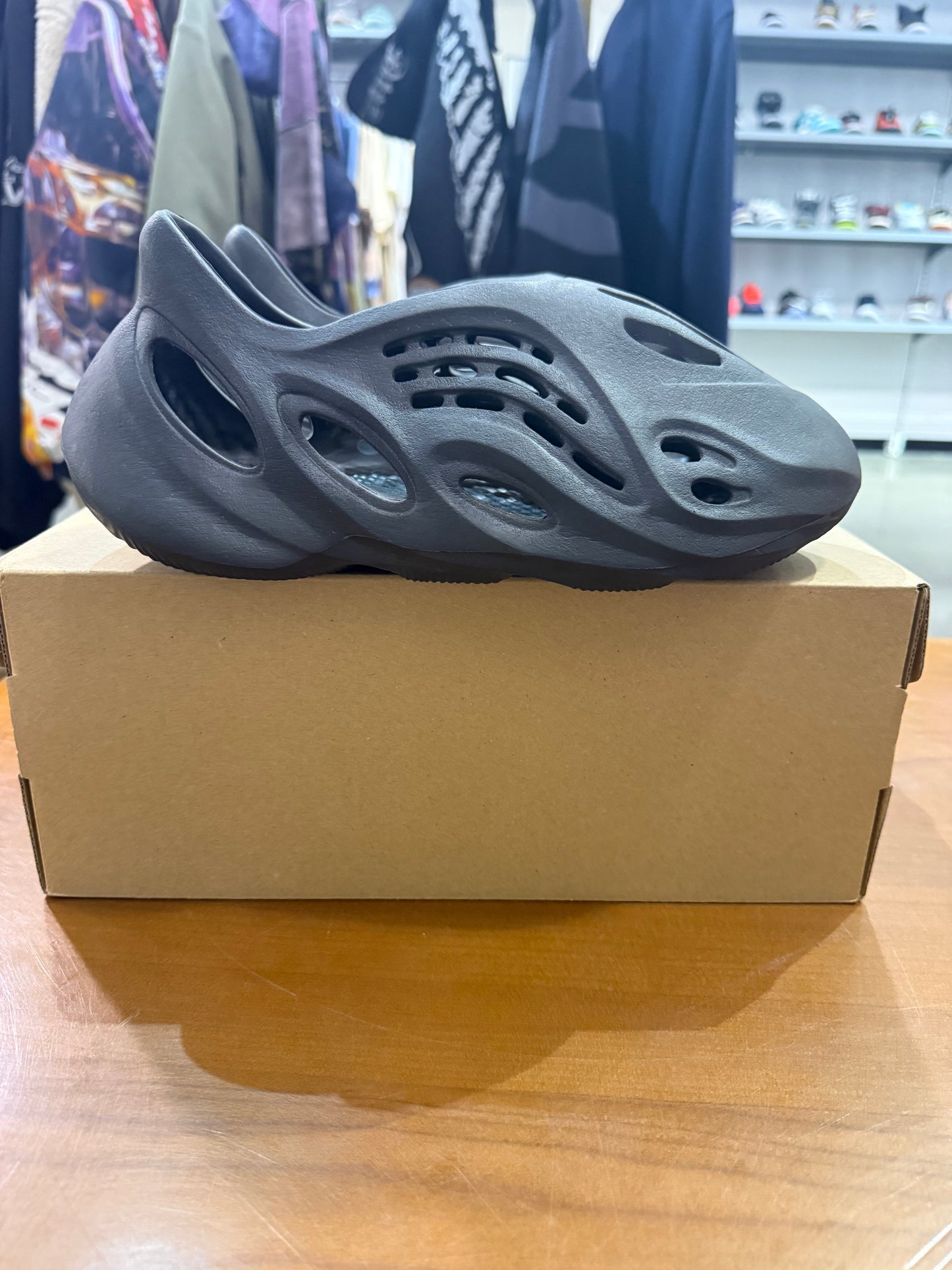 Preowned Yeezy Foam Runner Onyx