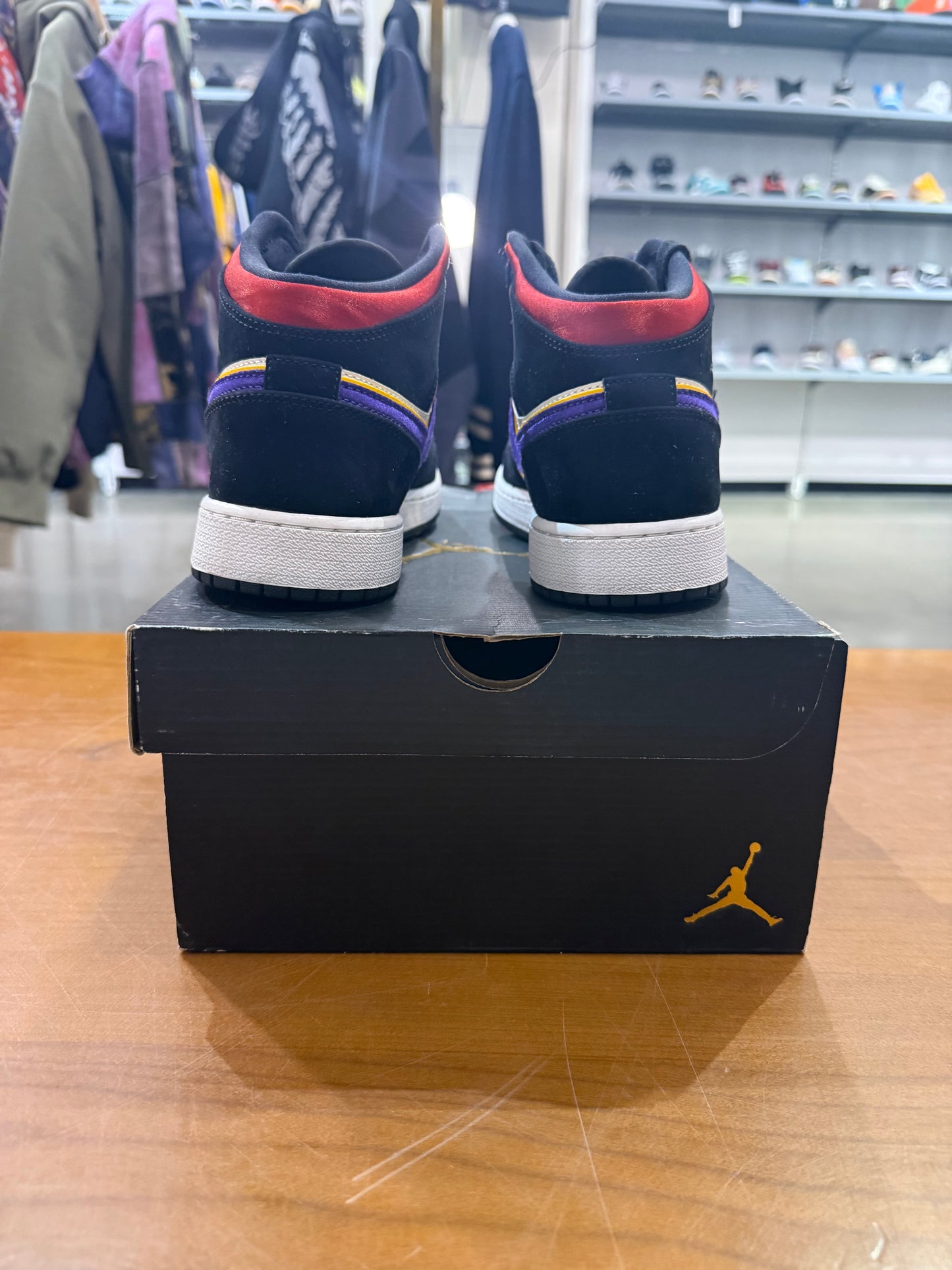 Preowned Air Jordan 1 Mid Lakers Top 3