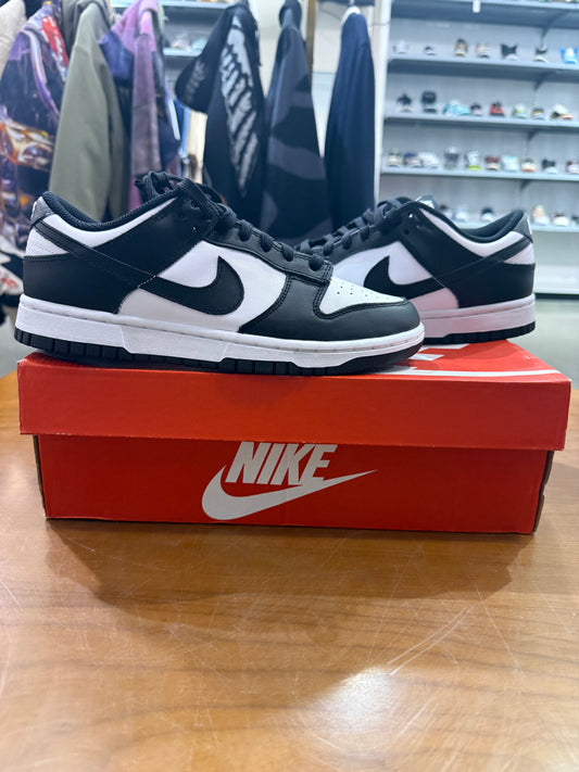 Preowned Nike Dunk Low Panda
