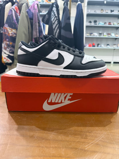 Preowned Nike Dunk Low Panda
