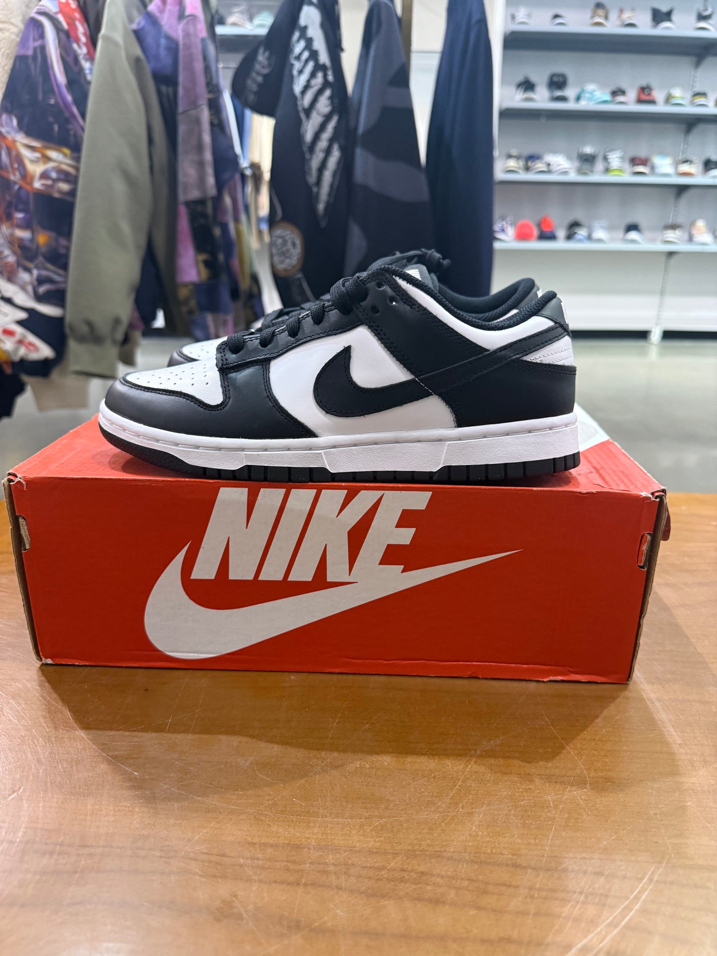 Preowned Nike Dunk Low Panda