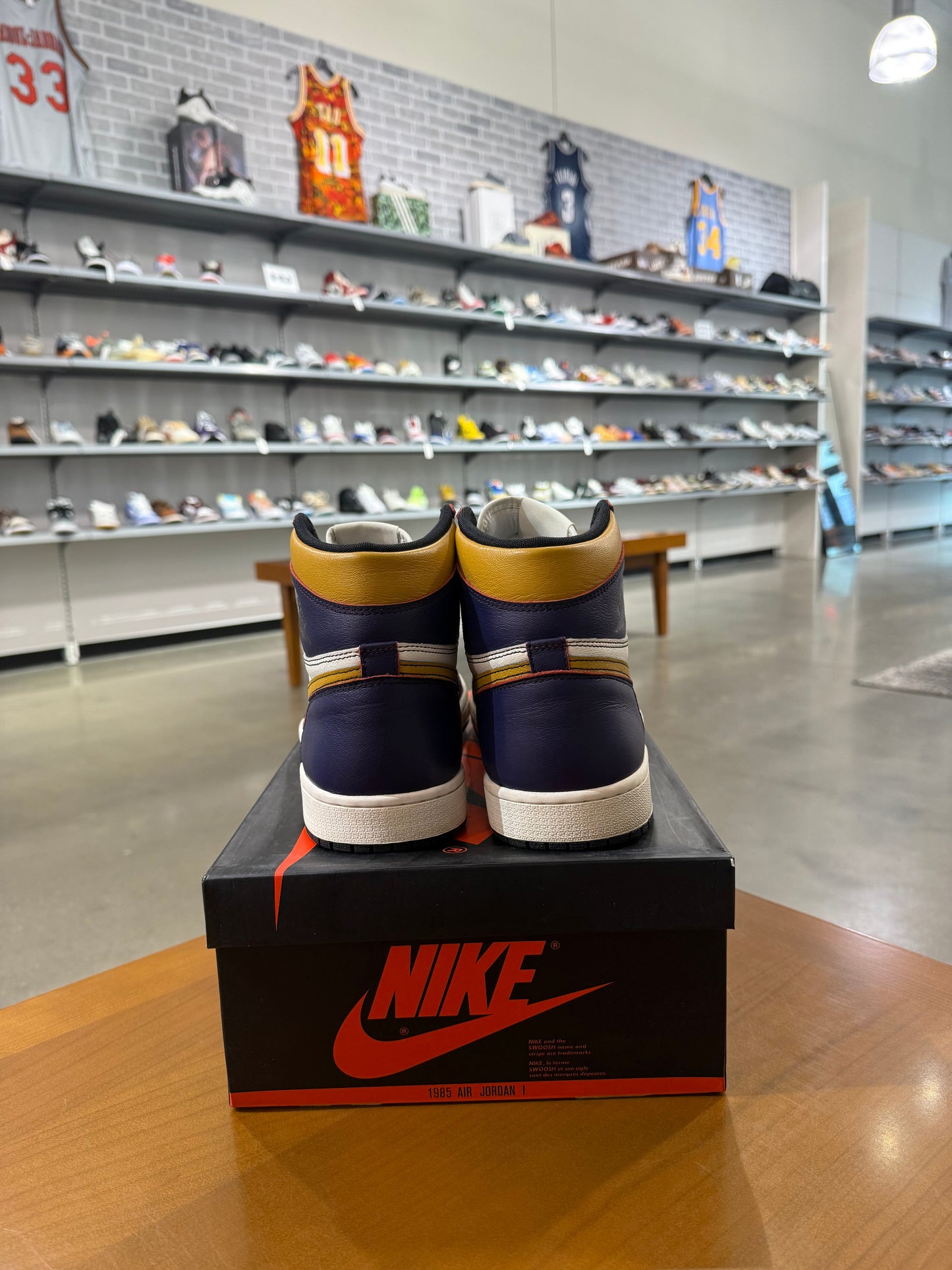 Preowned Air Jordan 1 LA To CHI