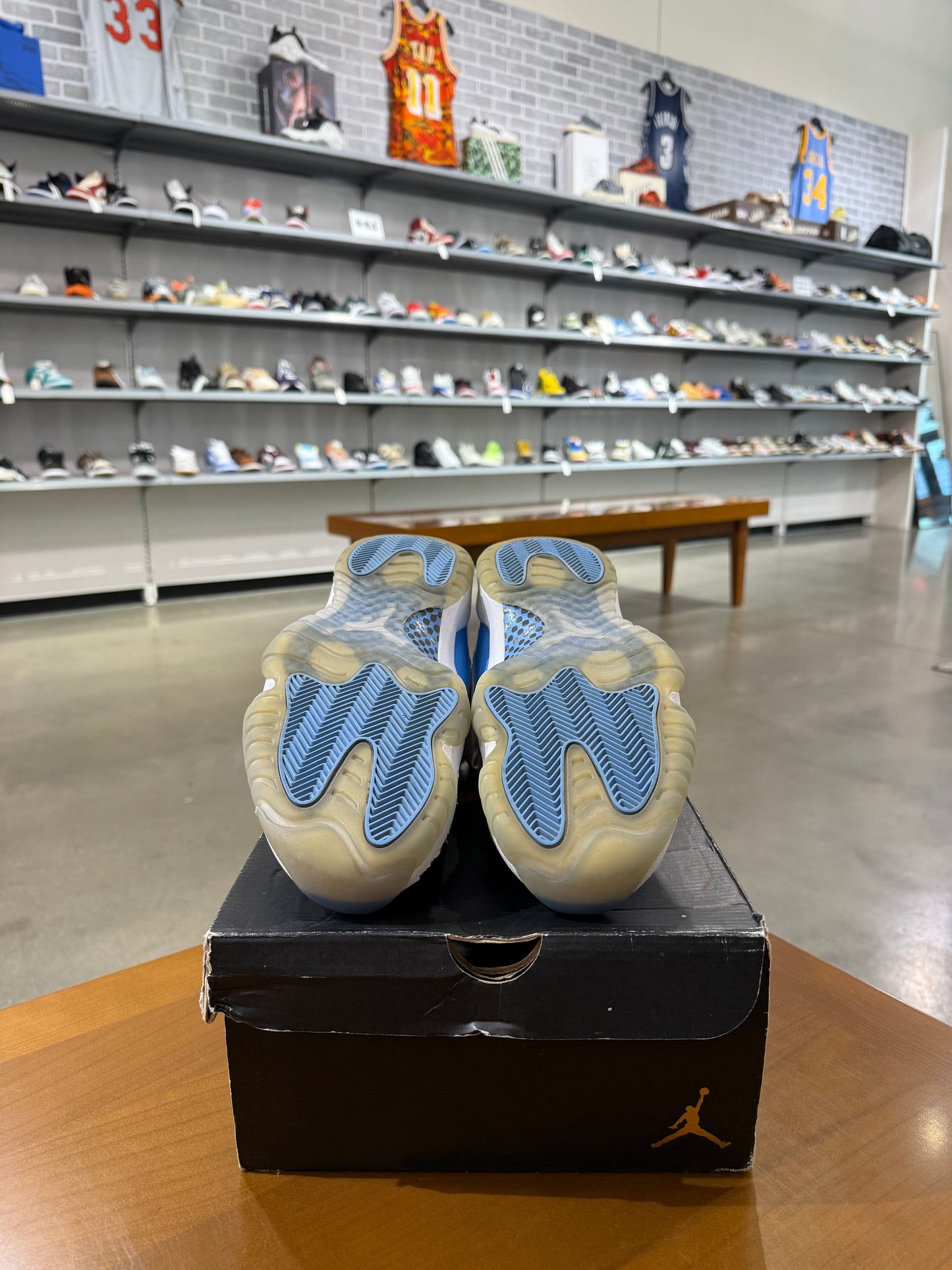 Preowned Air Jordan 11 Low UNC