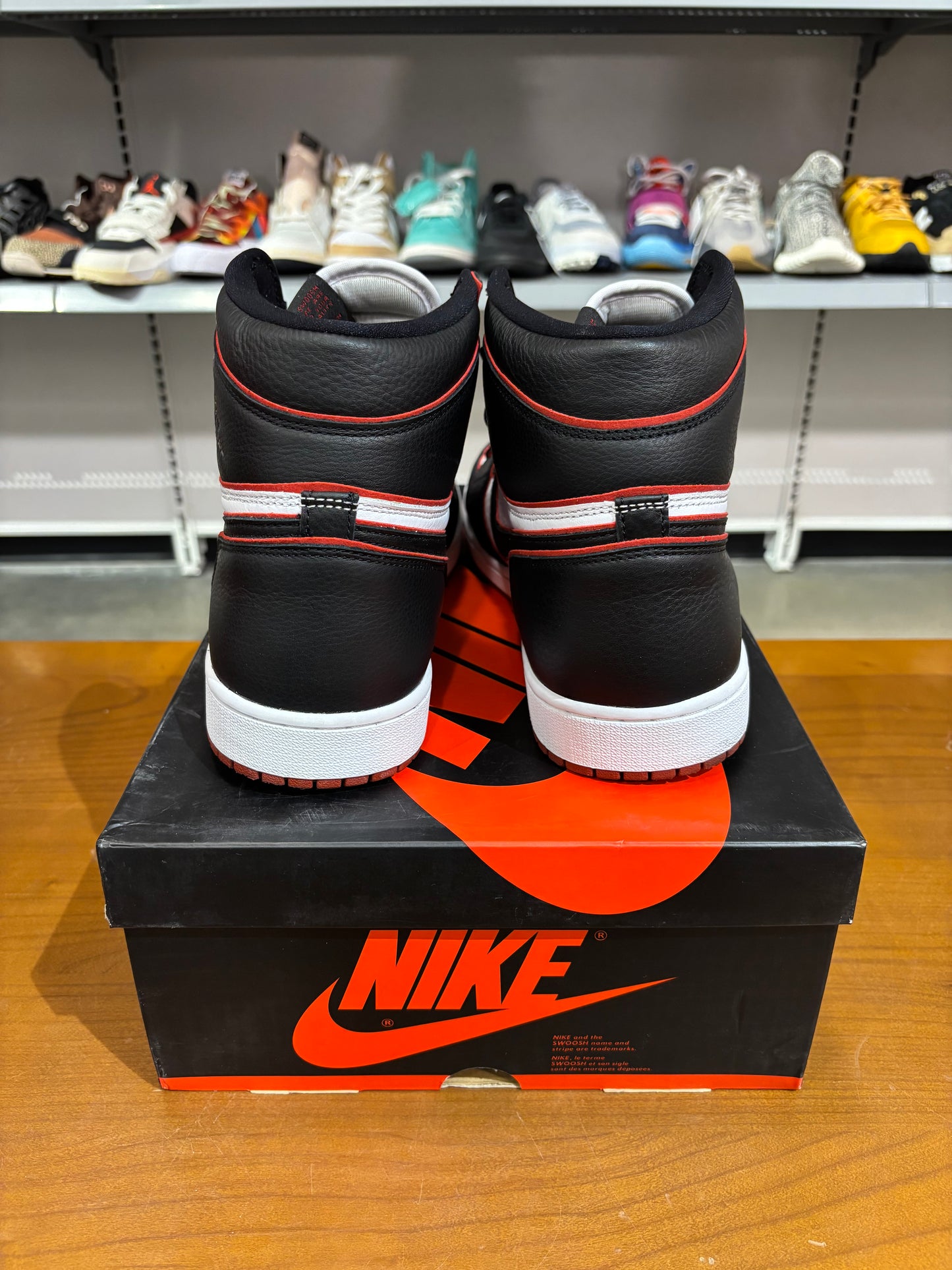 Preowned Air Jordan 1 Bloodline