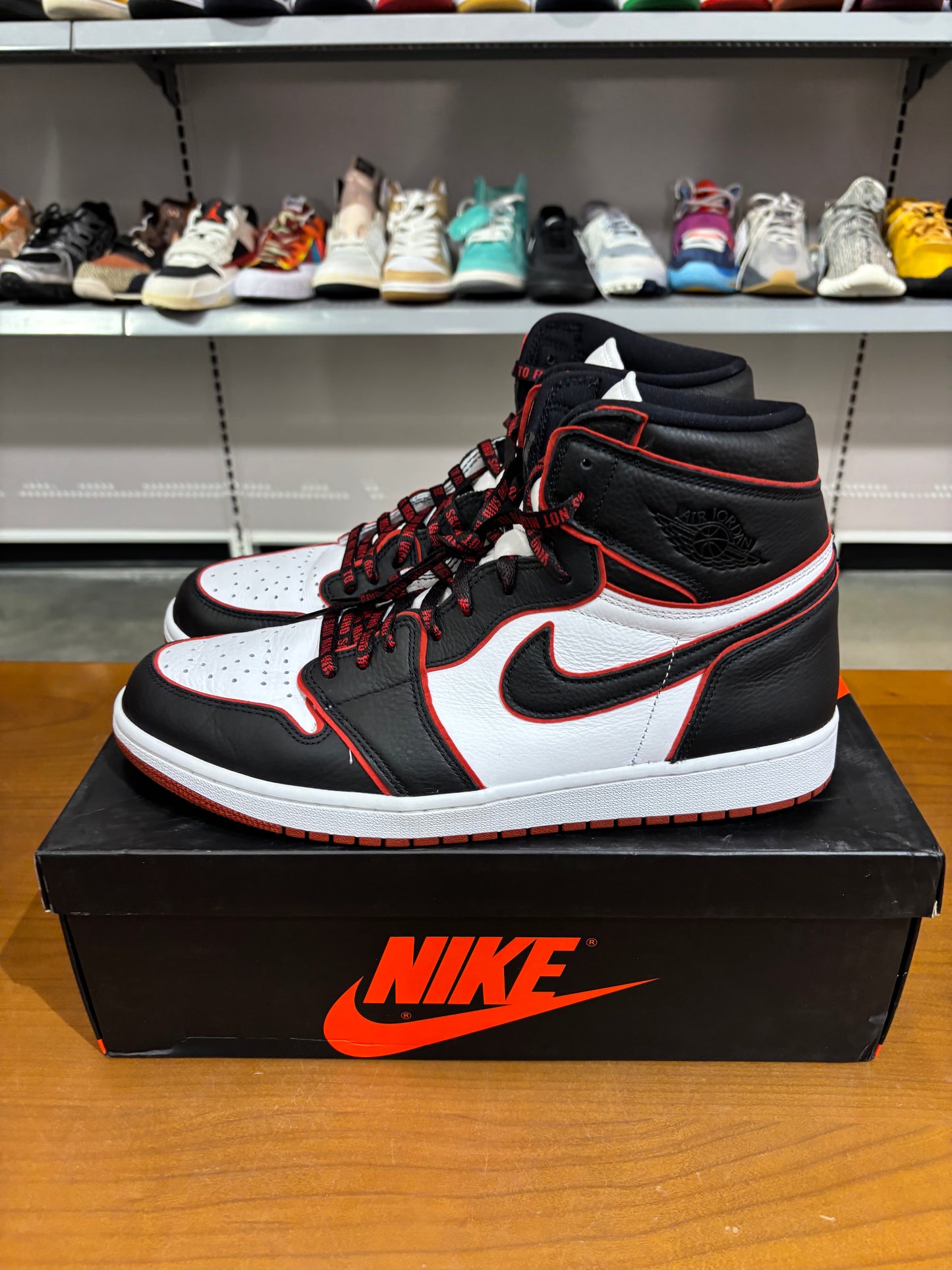 Preowned Air Jordan 1 Bloodline