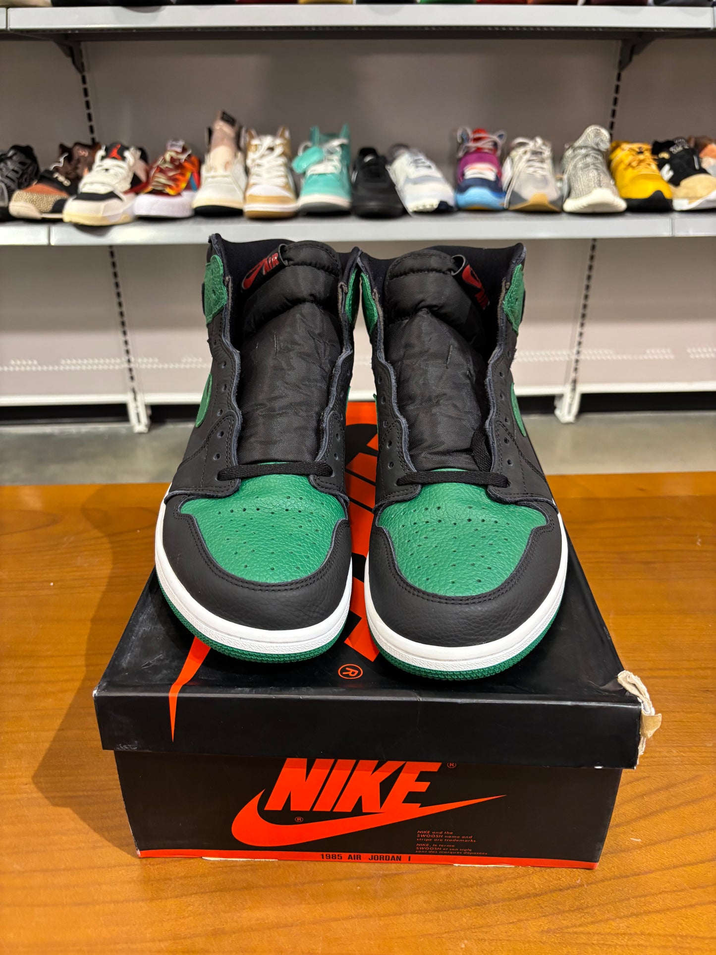 Preowned Air Jordan 1 Pine Green Black