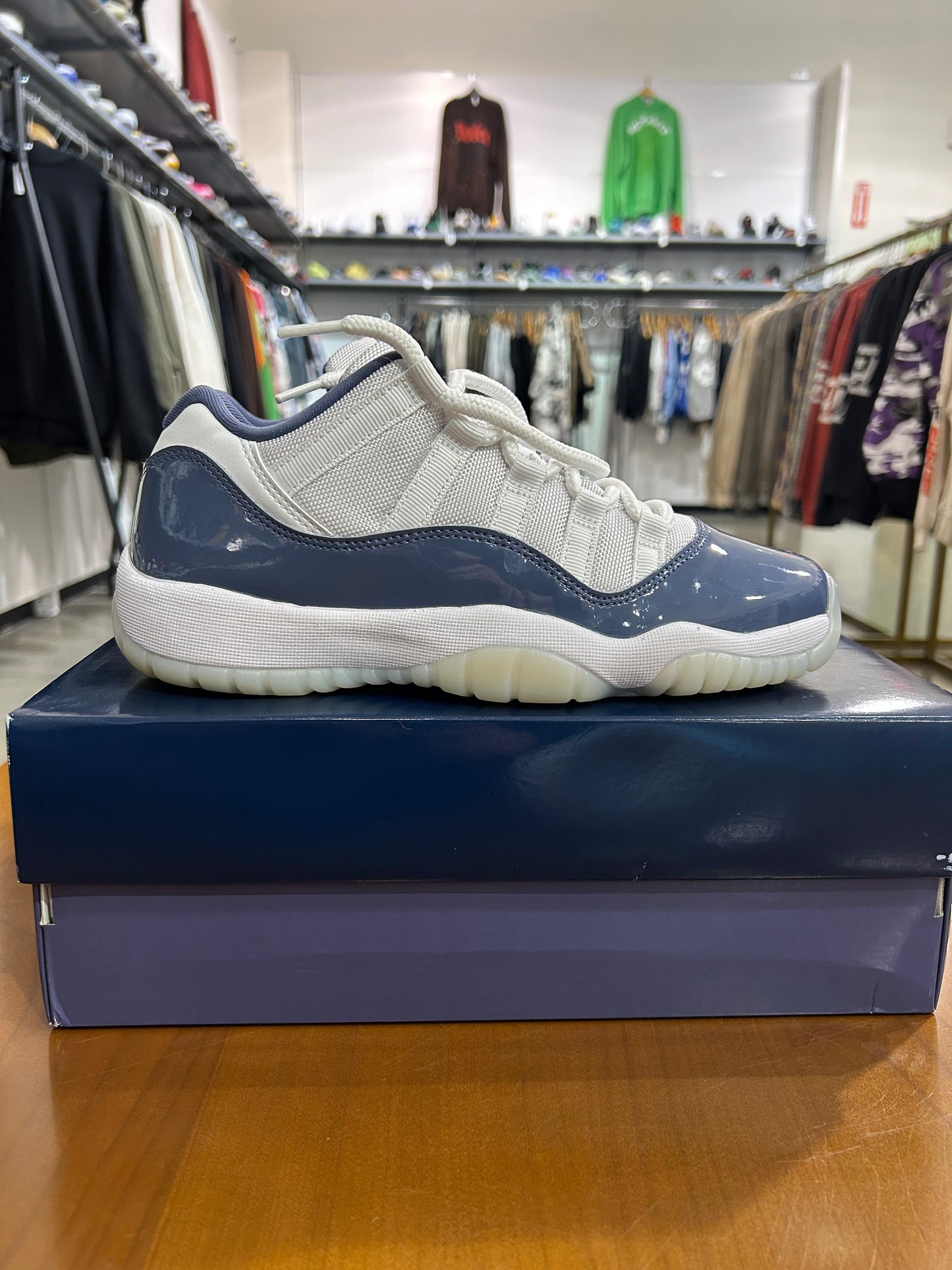 Preowned Air Jordan 11 Low Diffused Blue