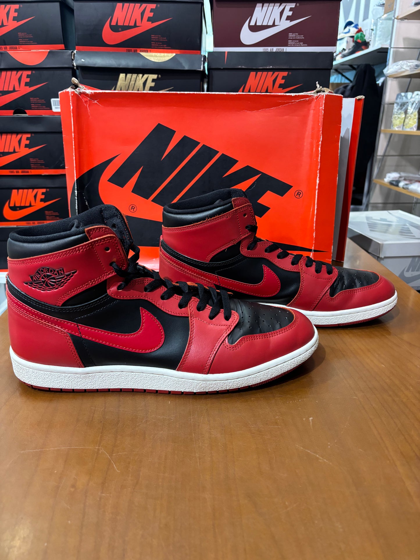 Preowned Air Jordan 1 '85 Varsity Red