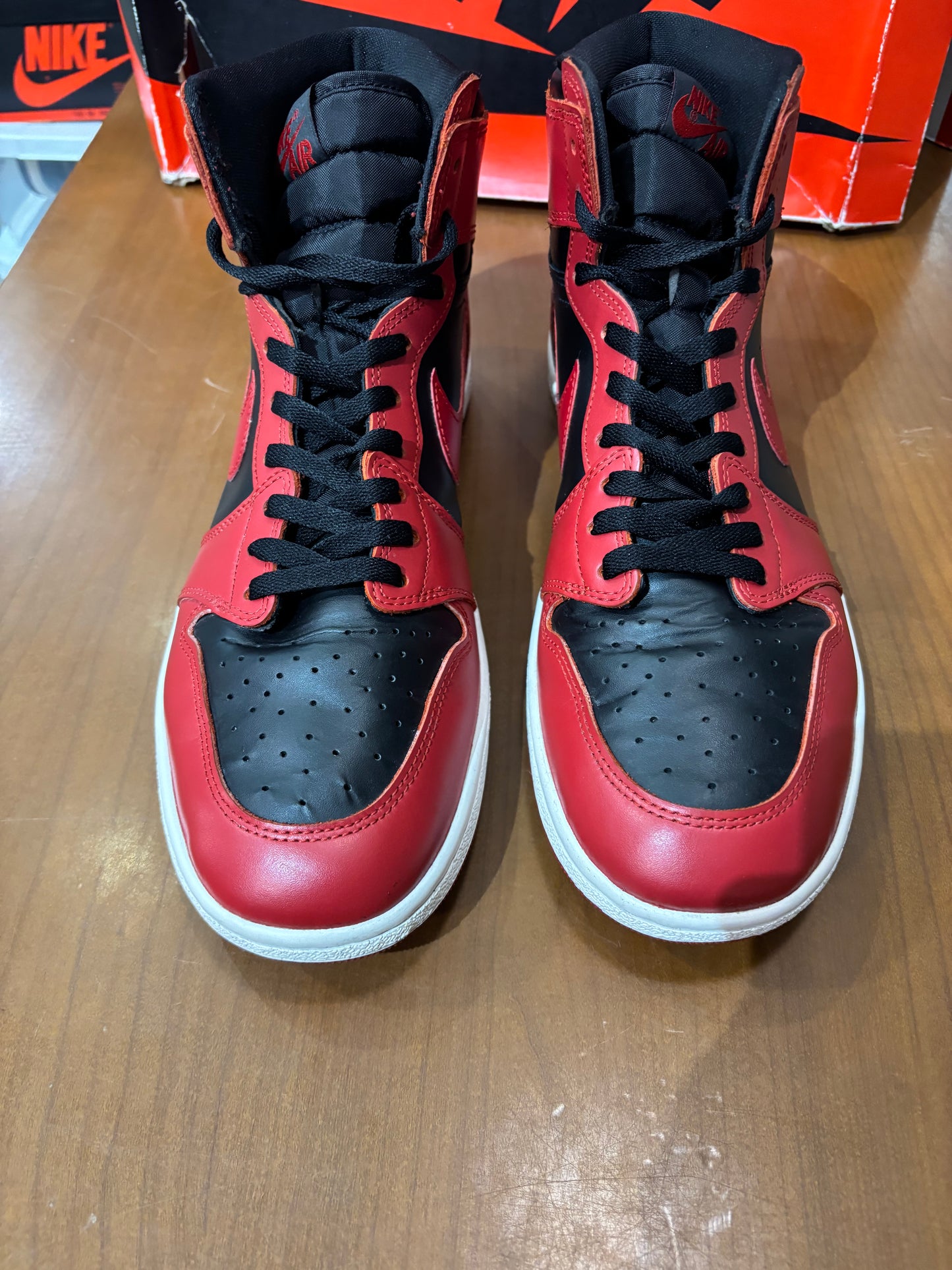 Preowned Air Jordan 1 '85 Varsity Red