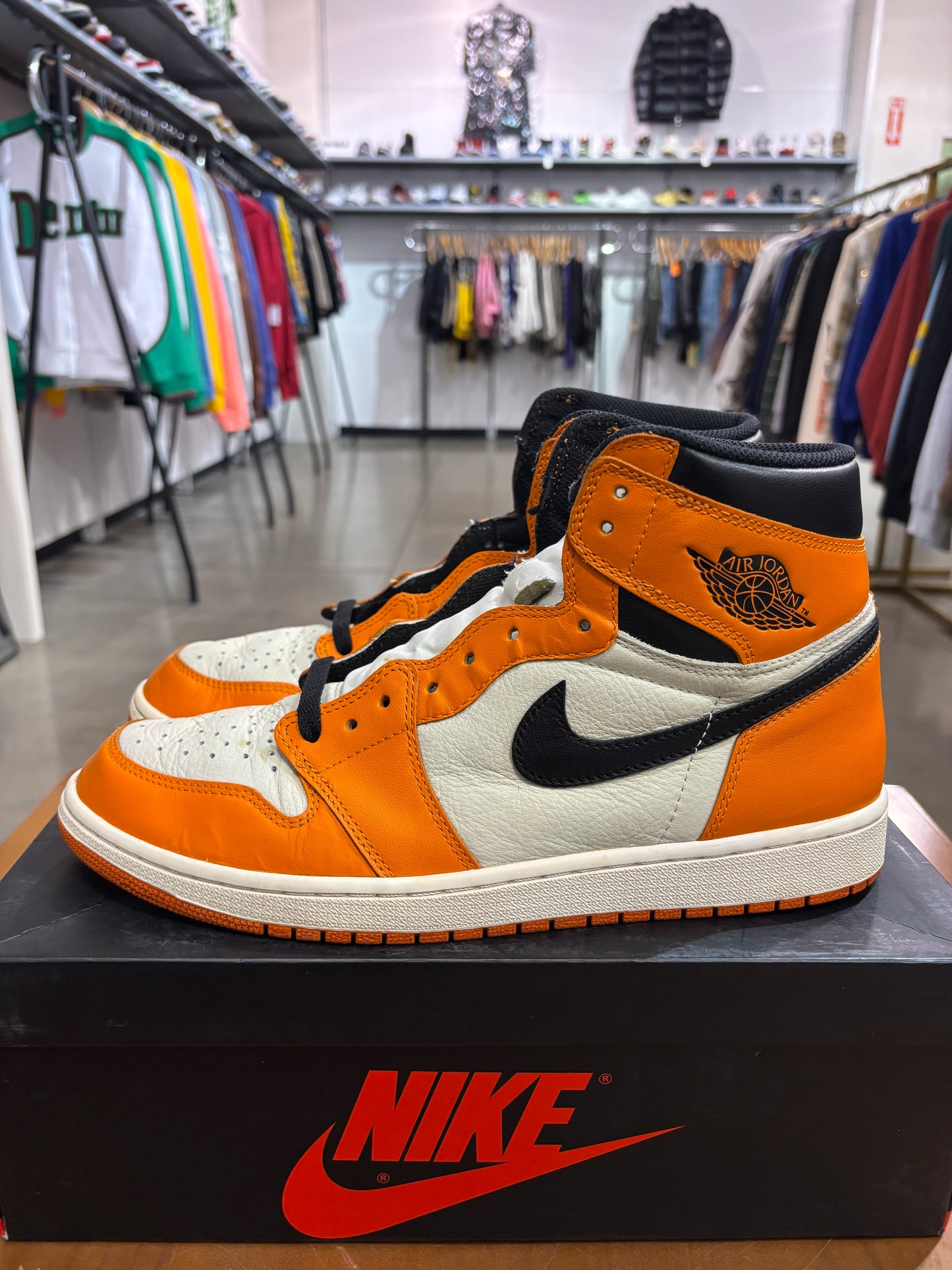 Preowned Air Jordan 1 Reverse Shattered Backboard