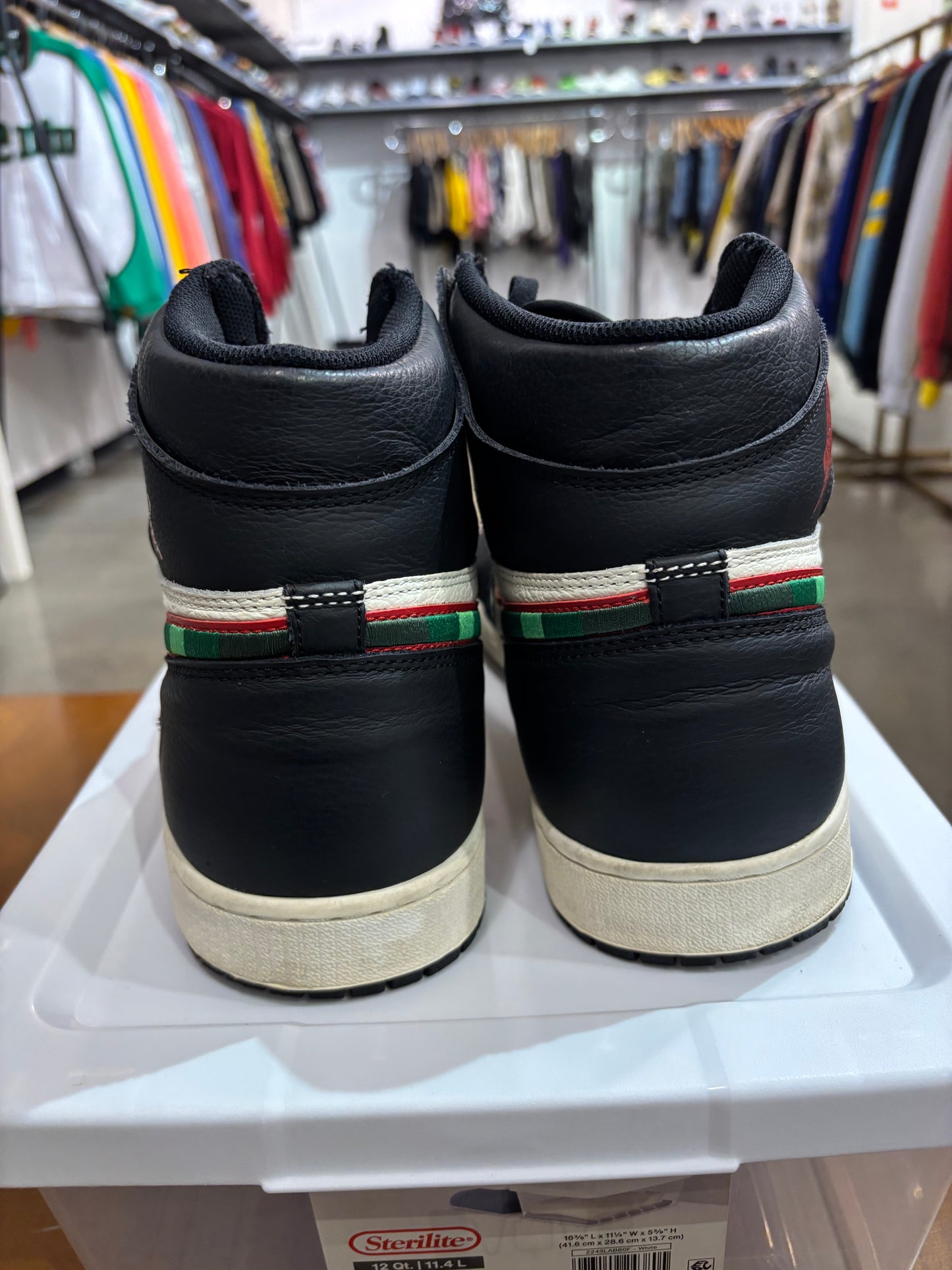 Preowned Air Jordan 1 Sports Illustrated