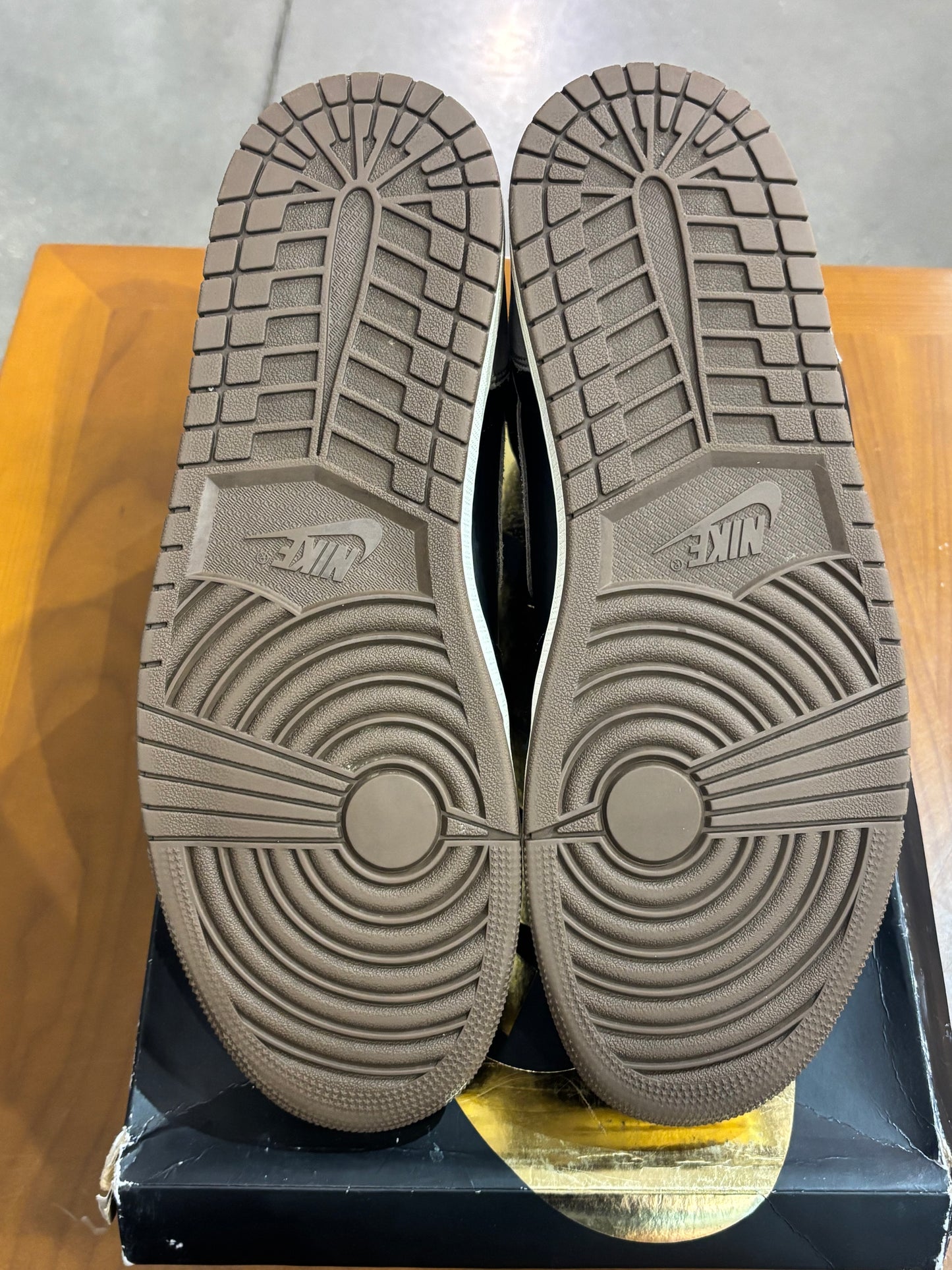 Preowned Air Jordan 1 Palomino