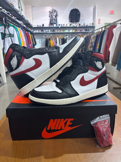 Preowned Air Jordan 1 Black Gym Red