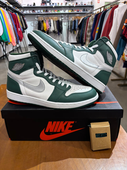 Preowned Air Jordan 1 gorge green