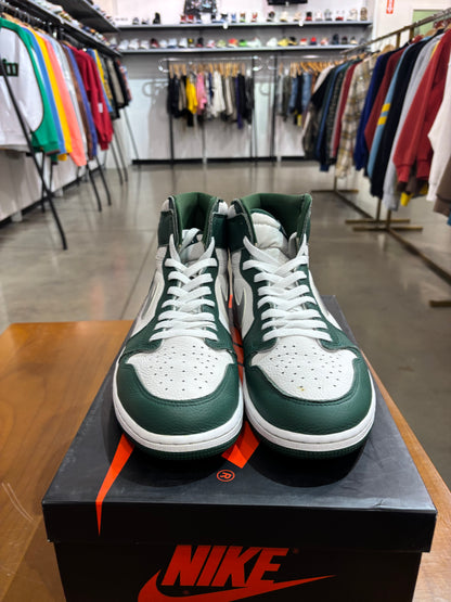 Preowned Air Jordan 1 gorge green