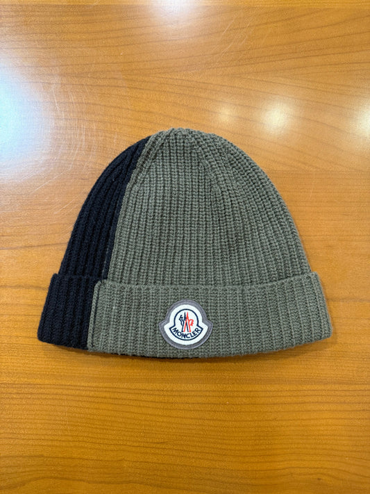 Preowned Moncler Wool Beanie Two Toned Green Black