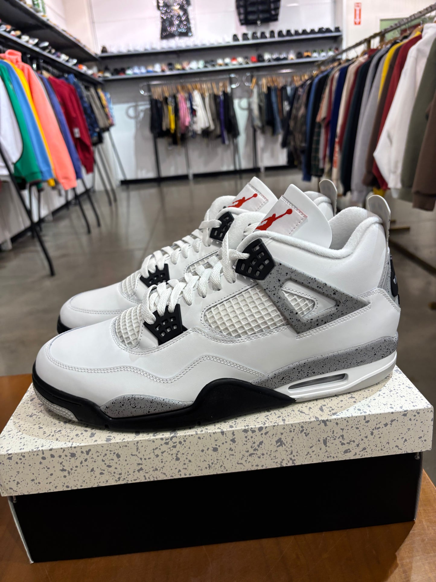 Air Jordan 4 White Cement (B-Grade)