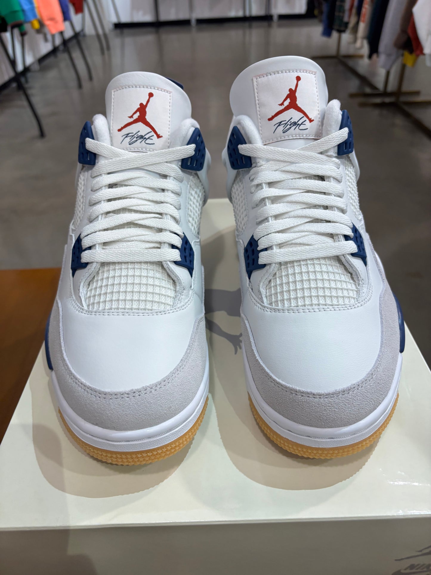 Air Jordan 4 Navy SB Gum