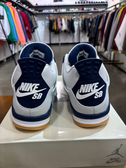 Air Jordan 4 Navy SB Gum